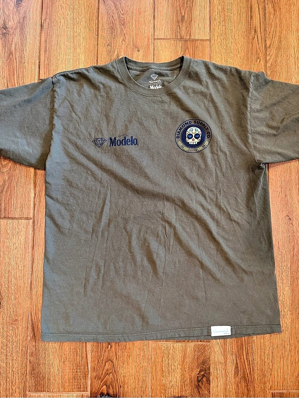 Diamond supply co x Modelo Graphic Short Sleeve Tee Size XL